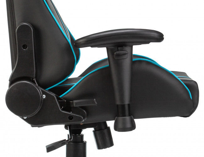 Кресло игровое A4Tech X7 GG-1200 черный/голубой эко.кожа крестов. пластик
