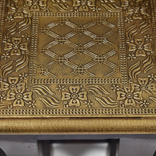 Комплект 3 столика Secret De Maison BRAHMA ( mod. ND-009), дерево манго/латунная чеканка, 56х36х50, 41х30х45, 24х24х40