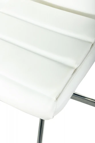 Кресло Бюрократ CH-320M белый эко.кожа крестов. металл черный пластик черный