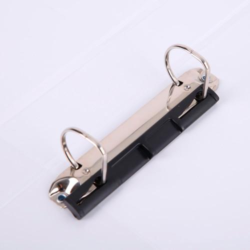 Папка на 2-х D-кольцах Deli E5610N A4 пластик 0.13мм белый вмест.180лист.