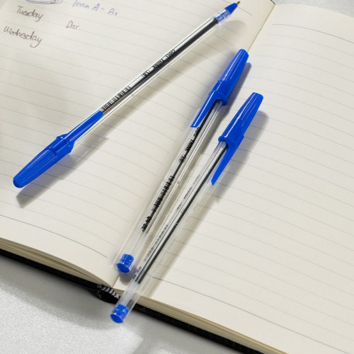 Набор ручек шариков. Deli Think EQ4-MT-BL прозрачный/синий d=1мм син. черн. индив. пак.ев. (5шт) кругл.