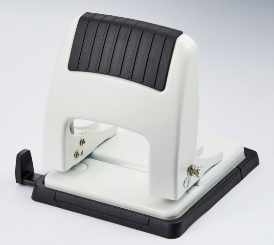 Дырокол Kw-Trio 09665WHITE макс.:30лист. металл белый отв.:2 с линейкой