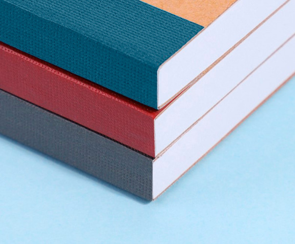 Тетрадь Deli 23211 A5 80л линейка ассорти