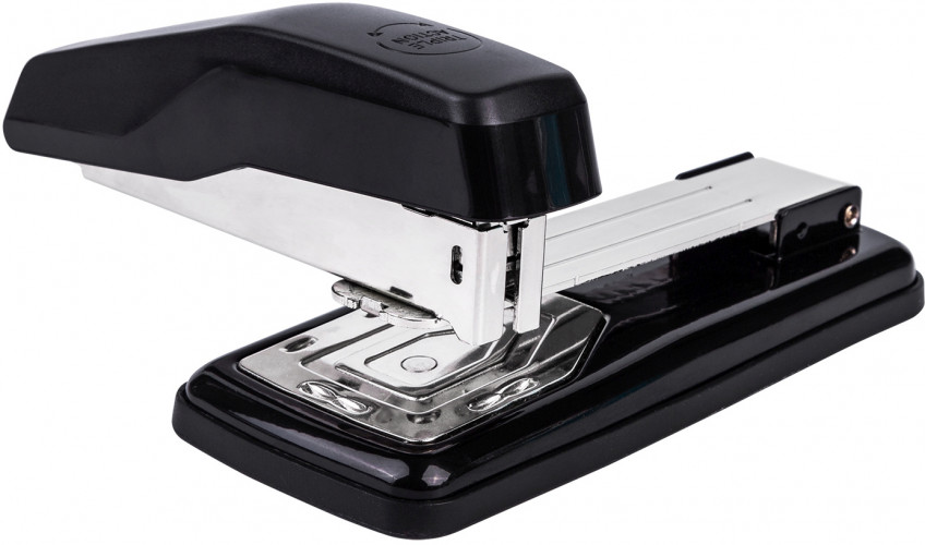 Степлер Deli E0414S/Black 24/6 26/6 (25листов) черный 50скоб коробка