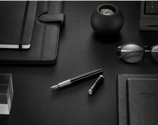 Ручка перьев. Parker Ingenuity Core F570 (2181994) Black СT F сталь нержавеющая подар.кор.