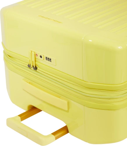 Чемодан Piquadro PQL-SPECIAL3 (BV6393PQLS3/G) 45x69x30см 82л. 3.92кг. поликарбонат/алюм. желтый