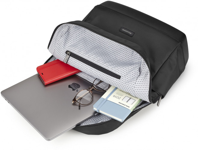 Рюкзак Moleskine THE BACKPACK TECHNICAL WEAVE (ET92CCBKBK) 32x41x13см полиамид черный