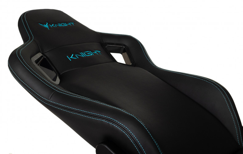 Кресло игровое Knight Outrid Smile черный эко.кожа с подголов. крестов. пластик