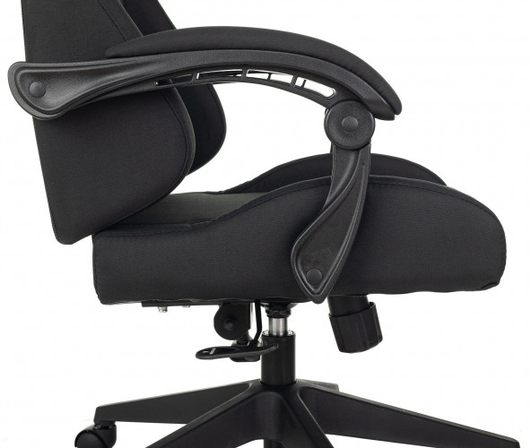 Кресло игровое Zombie Predator черный Neo Black с подголов. крестов. пластик