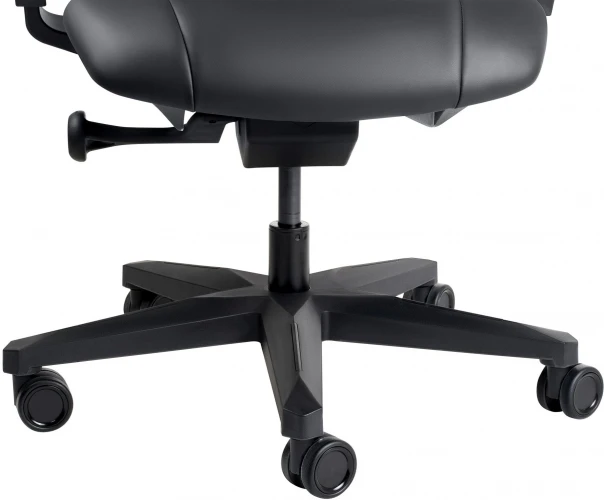 Кресло игровое GMNG GG-CH210B черный сиденье черный кожзам с подголов. крестов. пластик черный пластик черный