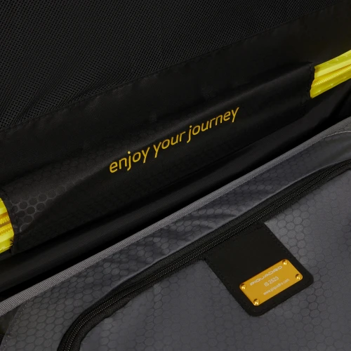 Чемодан Piquadro PQL-SPECIAL3 (BV4425PQLS3/G) 40x55x20см 34л. 2.05кг. поликарбонат/алюм. желтый