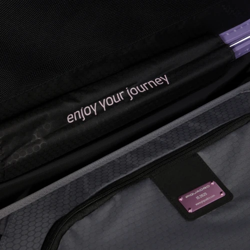 Чемодан Piquadro PQL-SPECIAL3 (BV4425PQLS3/VI) 40x55x20см 34л. 2.05кг. поликарбонат/алюм. лавандовый