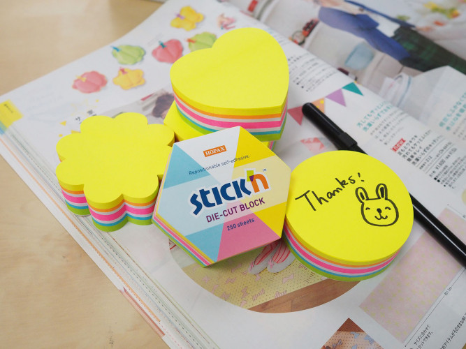 Блок самоклеящийся бумажный Stick`n 21833 67x67мм 250лист. неон ассорти "цветок"