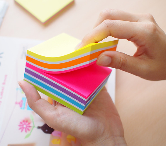 Блок самоклеящийся бумажный Stick`n 21537 76x76мм 400лист. 70г/м2 неон+пастель 5цв.в упак.