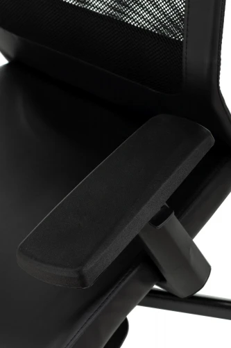 Кресло руководителя Бюрократ T-995 черный TW-01 эко.кожа/сетка с подголов. крестов. металл черный