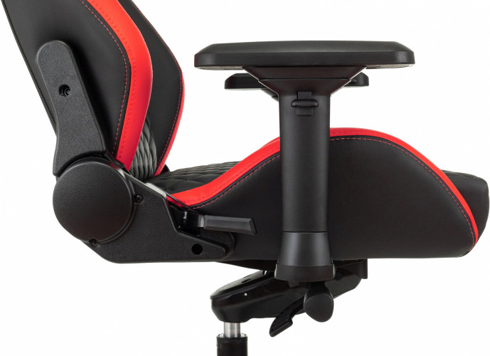 Кресло игровое Knight Titan черный/красный ромбик эко.кожа с подголов. крестов. металл